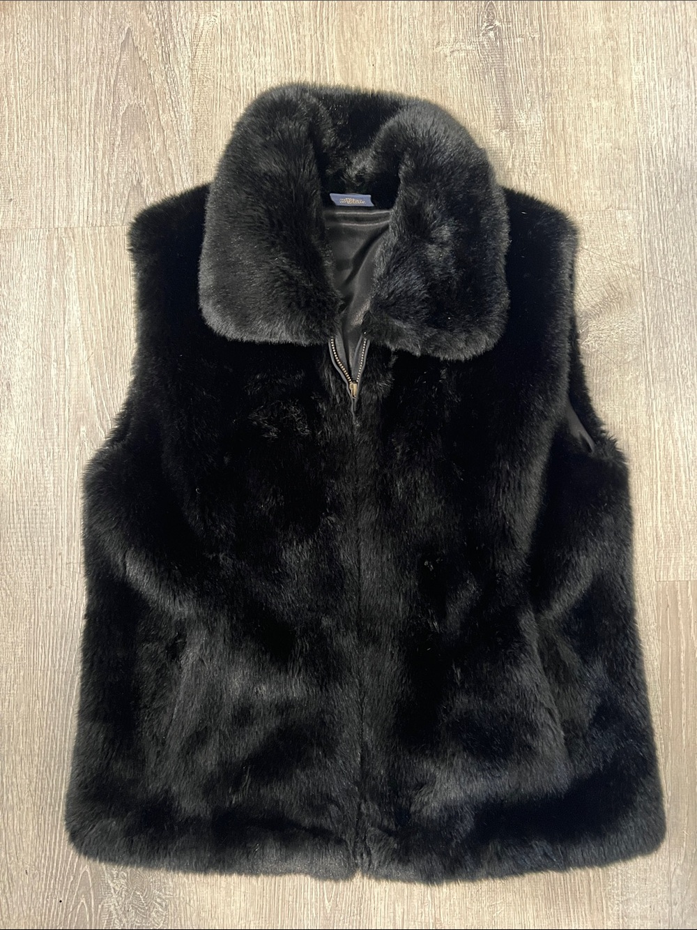 Brooks Brothers “346” Black Faux Fur Zip-Front Vest size Lg/XL